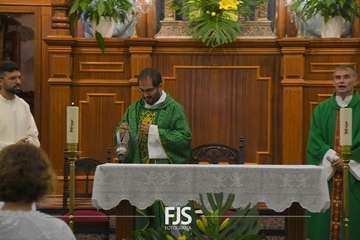 Lomo Magullo le da la bienvenida a su nuevo párroco/Francisco Javier Santana.